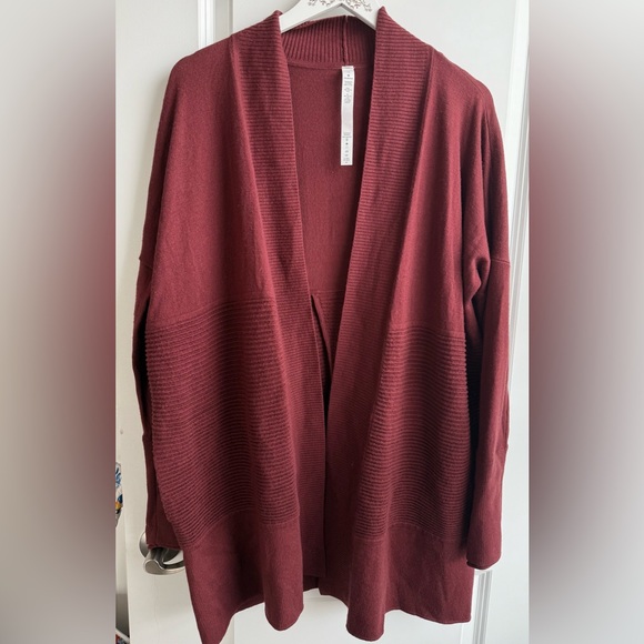 Lululemon Sit In Lotus Wrap II Ribbed Thumbholes Athleisure Merino Wool size 12 - Picture 2 of 8